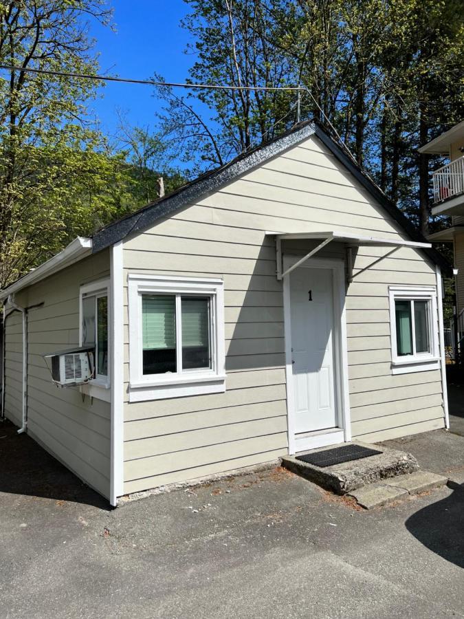 Harrison Mills Lake Errock Motel المظهر الخارجي الصورة